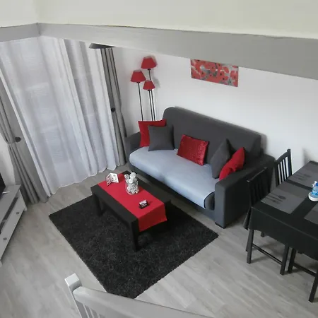 L&r Apartment *